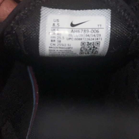 Nike Airmax 270 Triple Black, sz 8.5 Women’s - Picture 5 of 5